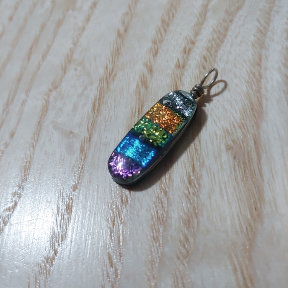 Blown Glass Pendant - Picture 5 of 6